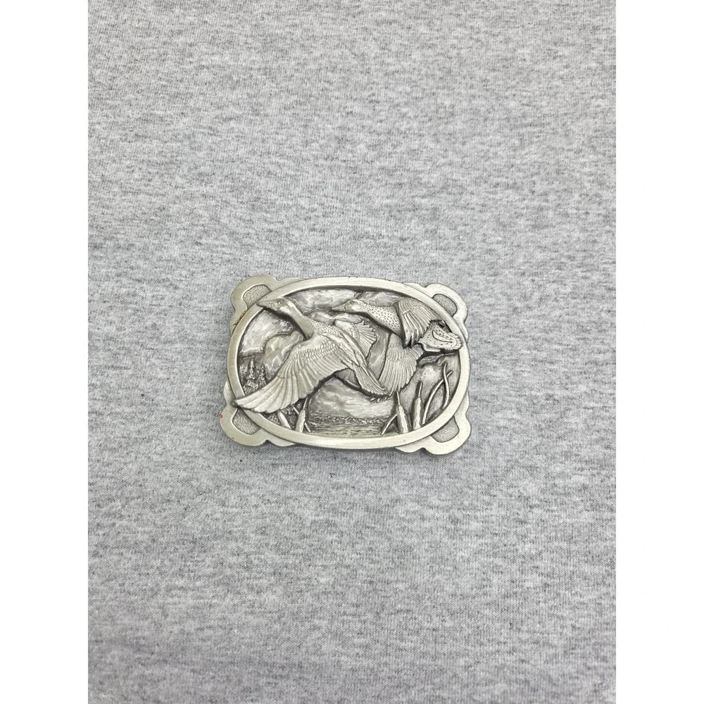 Vintage 1983 Siskiyou Wild Mallards Ducks Solid Pewter Heavy Belt Buckle